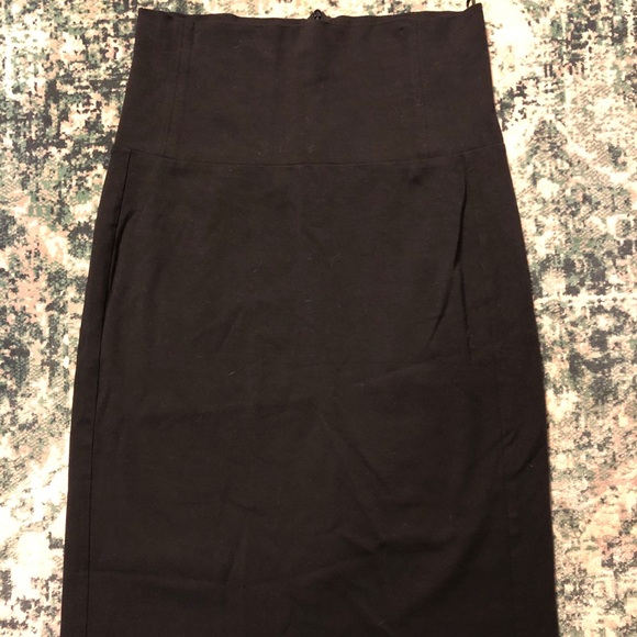 Mid thigh skirt - Picture 1 of 5